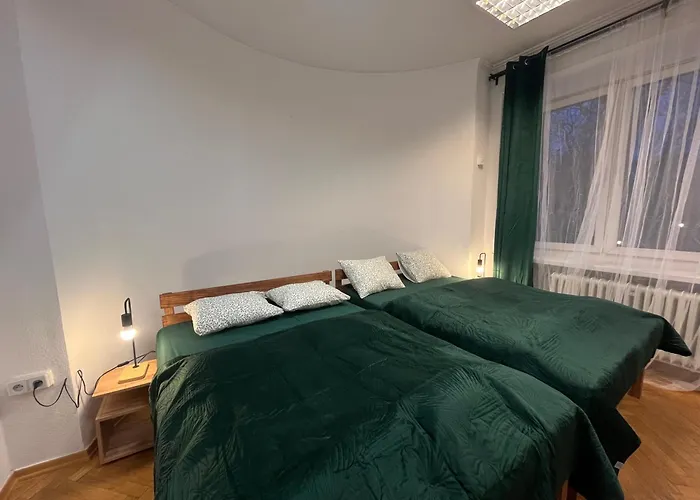 TomTom Hostel